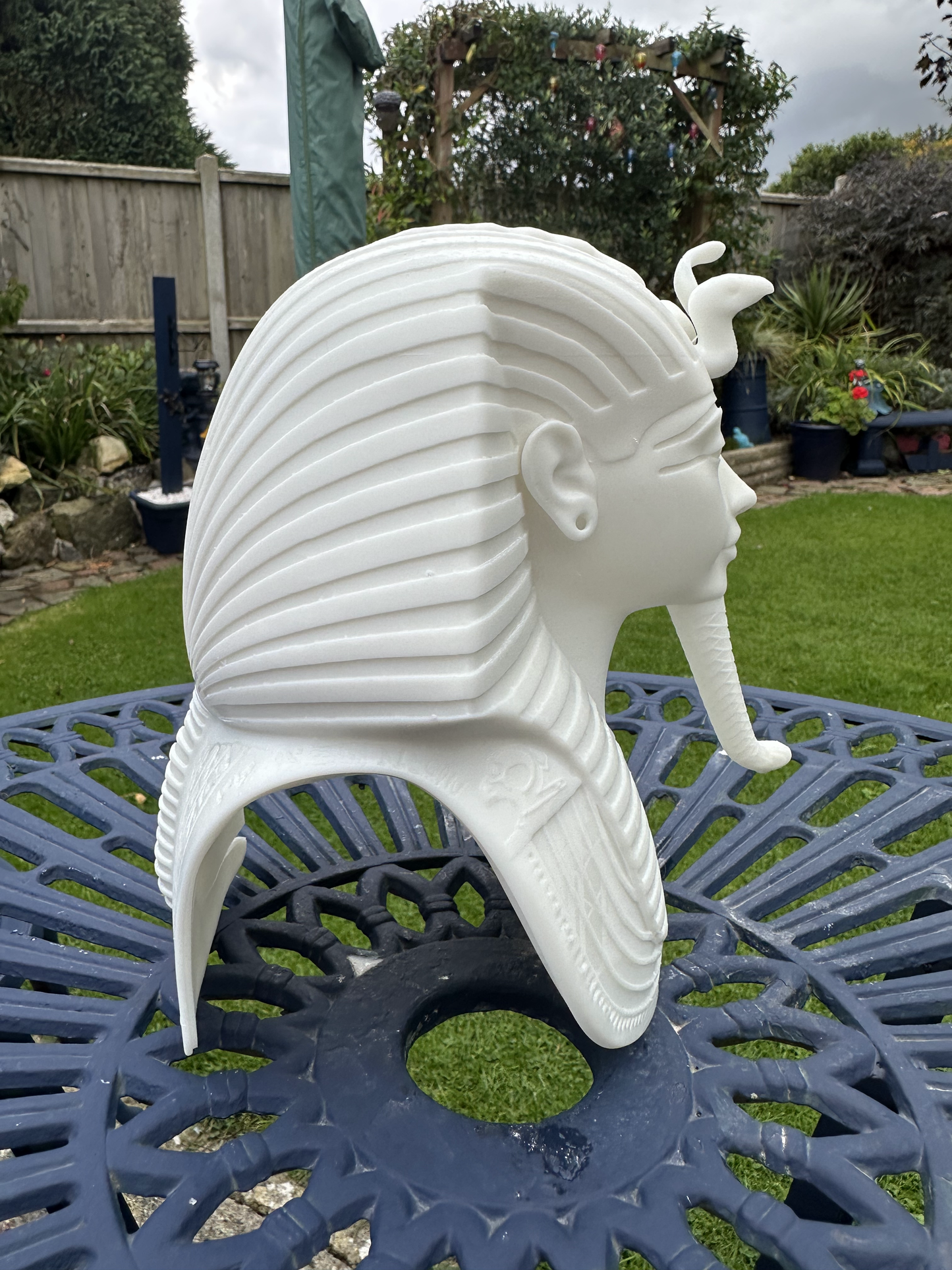 Tutankhamun Mask – Resin Bust (Unpainted Showpiece)