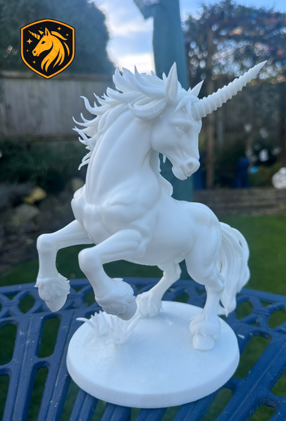 Majestic Unicorn – XL Resin Fantasy Showpiece / Collector Statue